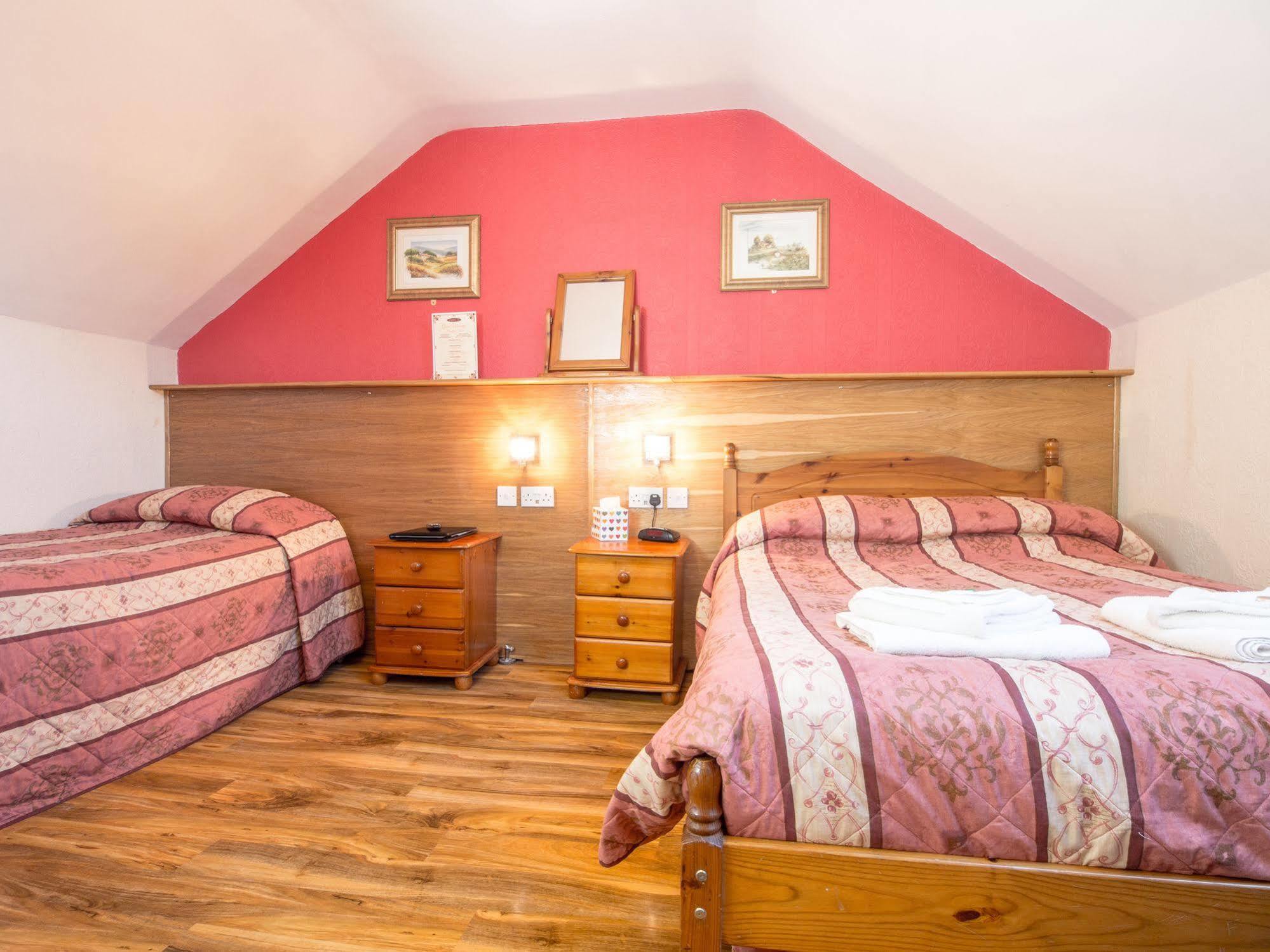 Corstorphine Lodge Hotel Эдинбург Экстерьер фото