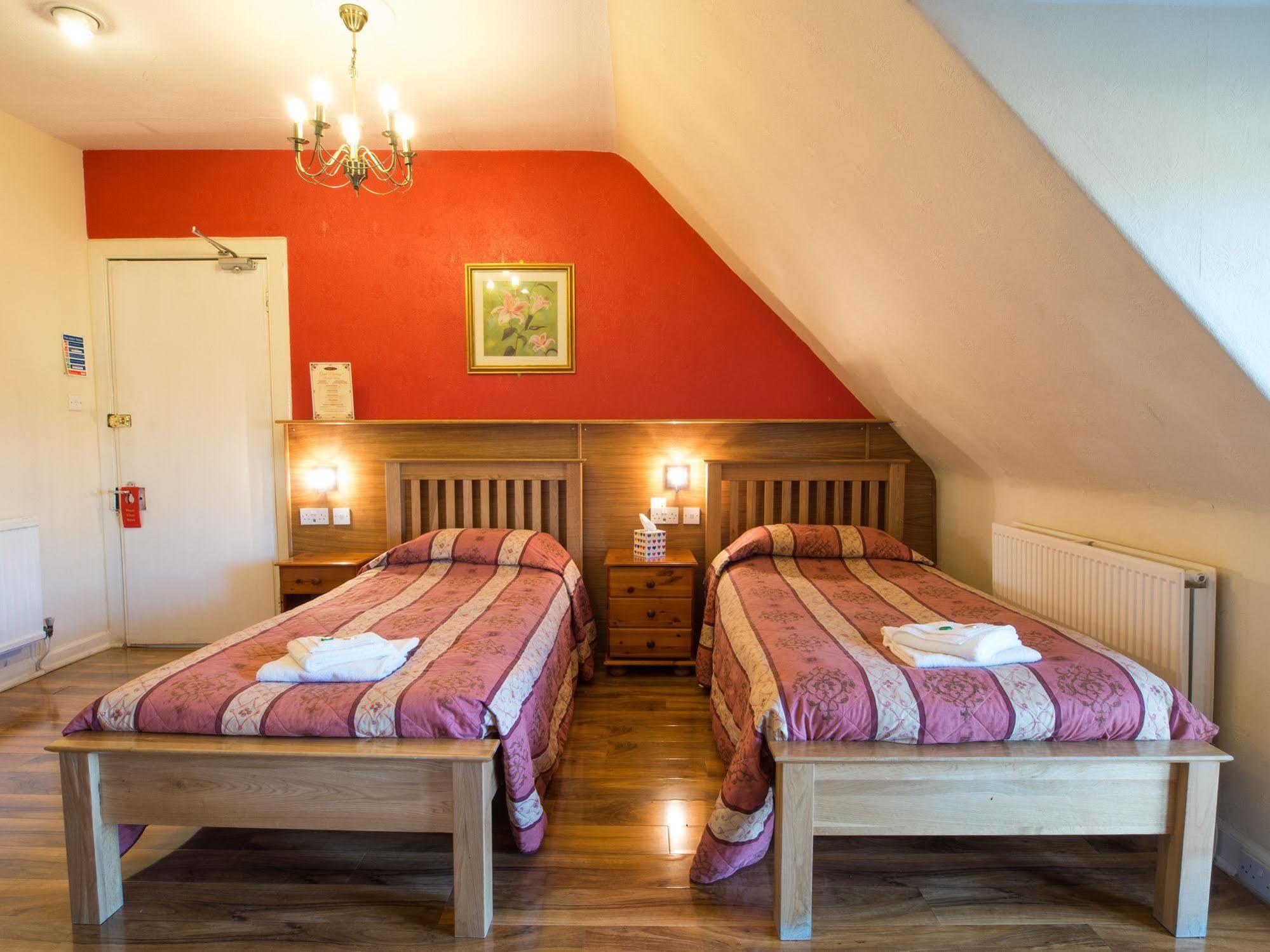 Corstorphine Lodge Hotel Эдинбург Экстерьер фото